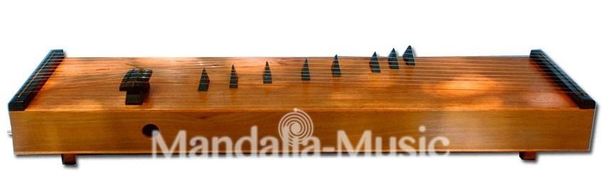 Anantar medium tanpura